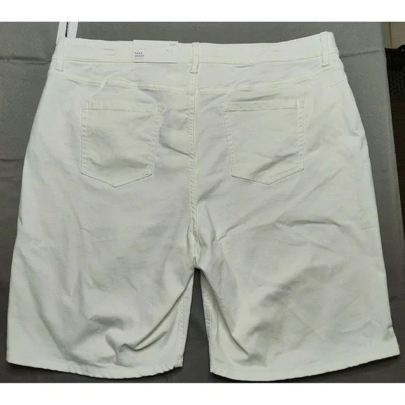 Liz Claiborne Sara Women Plus 24W White Secretly Slender Bermuda Shorts‎ NEW - Picture 2 of 11